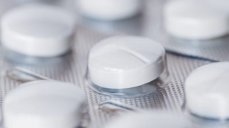Modification des règles pour l'utilisation d'un antibiotique courant, même chez les enfants : l'azithromycine 1 Image