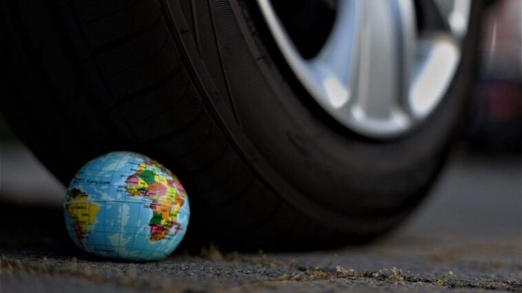 Nous avons réussi à réduire le trou de la couche d'ozone, pourquoi ne parvenons-nous pas à freiner la crise climatique ? 1 Image