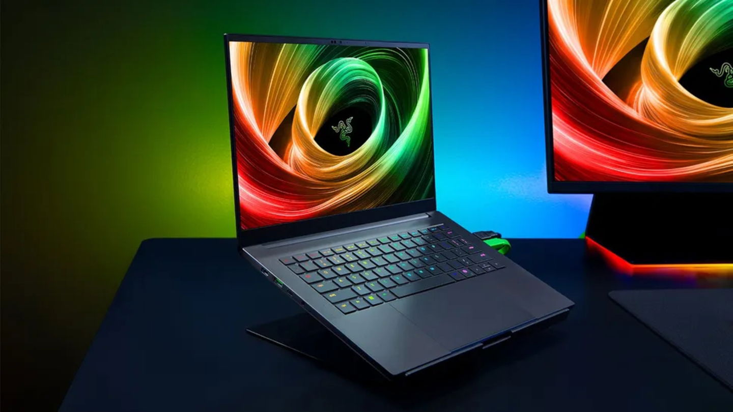 Nouveau Razer Blade 14 : écran 3K OLED 120 Hz et Nvidia RTX 5000 3 Nouveau Razer Blade 14 : écran 3K OLED de 120 Hz et Nvidia RTX 50