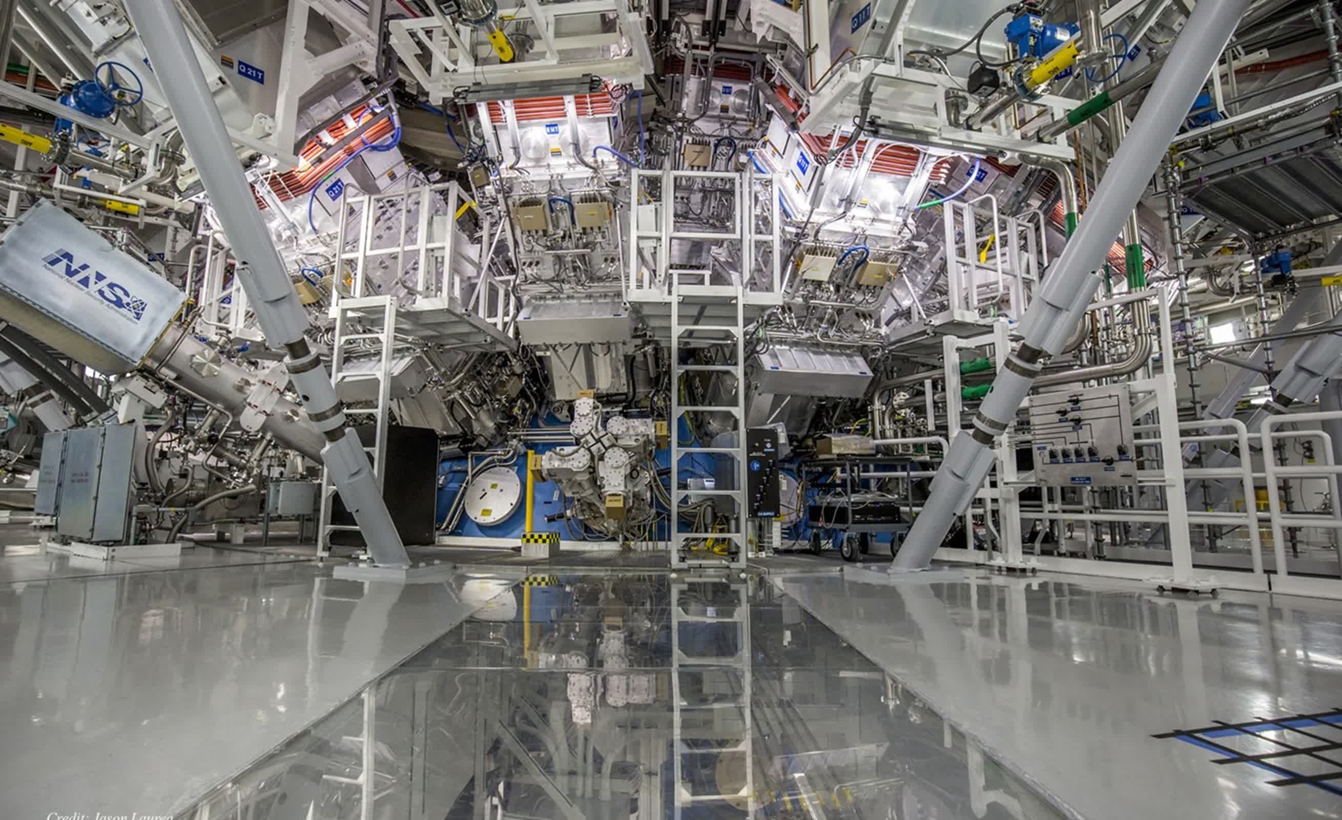 Percée en fusion : le NIF atteint 8,6 mégajoules, pulvérisant le précédent record 2 Percee en fusion le NIF atteint 86 megajoules pulverisant