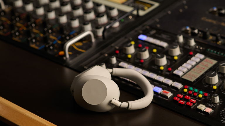 Sony nous éblouit avec ses WH-1000XM6 : 12 micros pour une suppression de bruit inédite 2 Sony nous surprend avec ses WH-1000XM6 : 12 microphones pour une annulation de bruit jamais vue