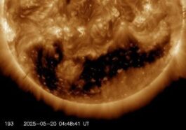 Un immense trou de 1 million de kilomètres s'est ouvert sur le Soleil et est dirigé vers la Terre 72 Le colossal trou coronaire sur le Soleil. Crédit : NASA/SDO/AIA