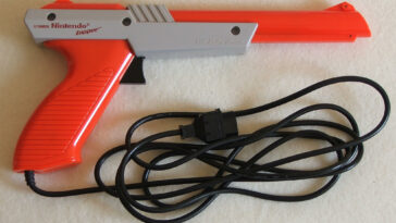 Un mod transforme le Zapper NES en enceinte sans fil laser 24 Un Mod Transforme Le Zapper Nes En Enceinte Sans Fil