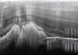 Une immense chaîne de montagnes semblable aux Alpes cachée sous la glace de l'Antarctique 55 Image radar des Monts Subglaciaux Gamburtsev sous l'Antarctique. Crédit: Creyts et al., Geophysical Research Letters (2014), CC BY-SA
