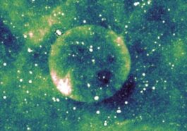 Une sphère mystérieusement parfaite émerge parmi les étoiles de notre galaxie : des scientifiques perplexes 30 L'oggetto sferico è stato soprannominato Teleios per la sua perfezione / Credit: Filipović et al., arXiv, 2025
