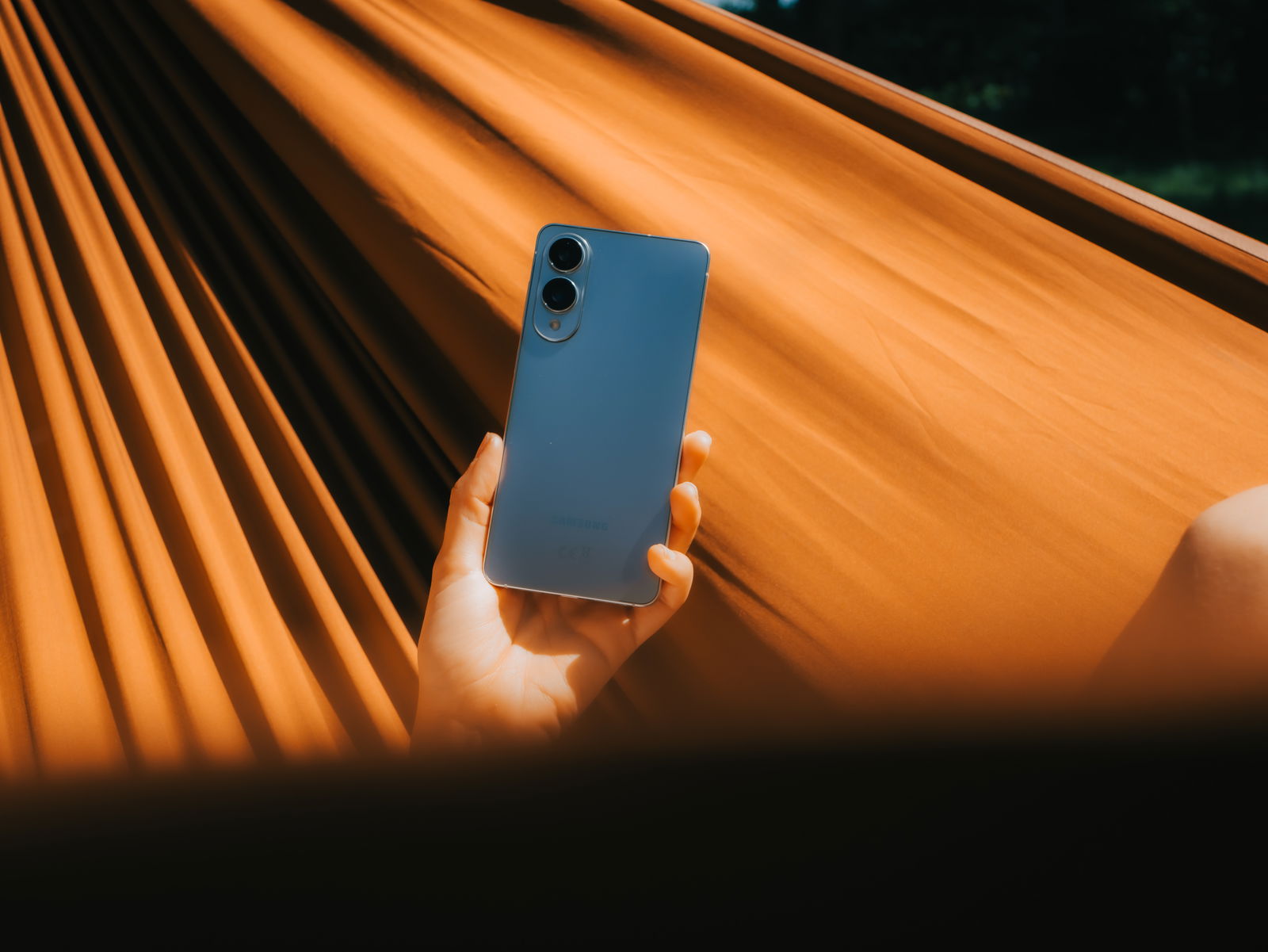 Samsung explique pourquoi la batterie du Galaxy S25 Edge est si compacte 3 Samsung Galaxy S25 Edge arrière