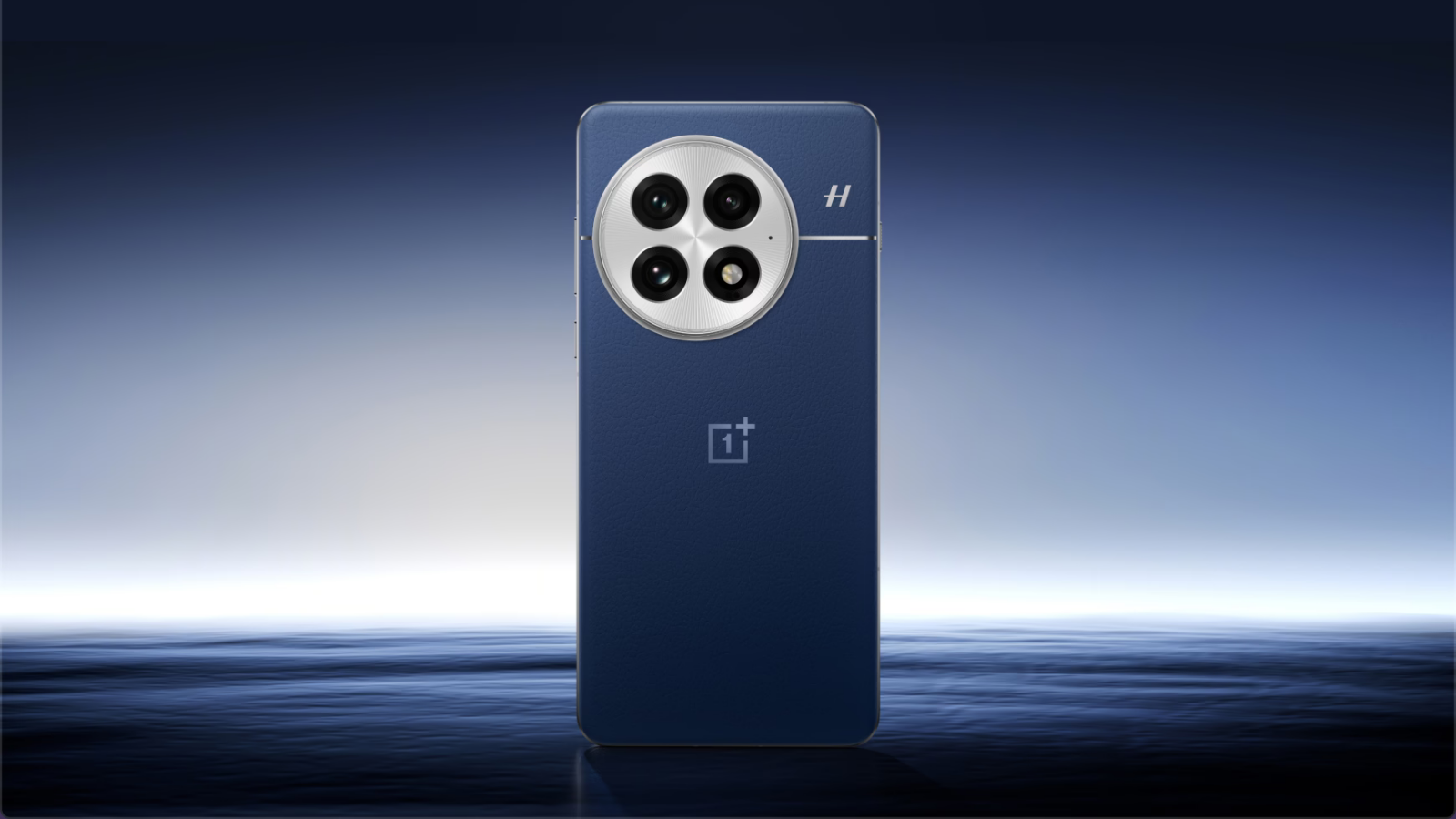OnePlus 13 en couleur bleue