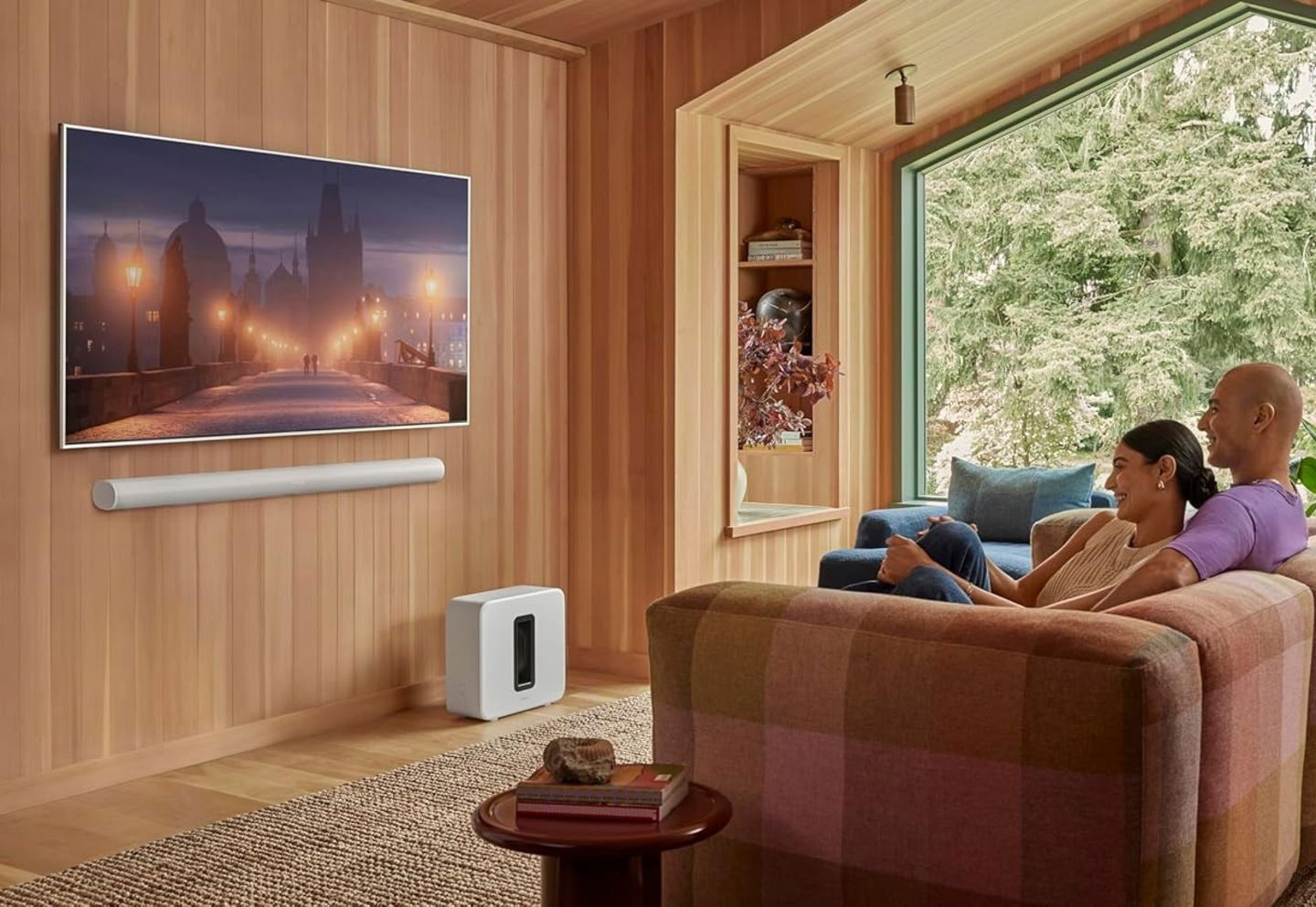 La meilleure barre sonore sans fil : 14 haut-parleurs intégrés et connectivité totale 3 Sonos ARC Ultra salon