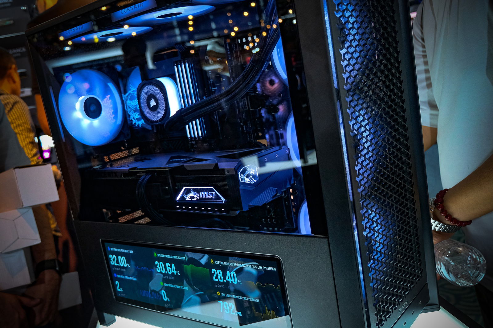 Le Frame 5000D est une véritable bête