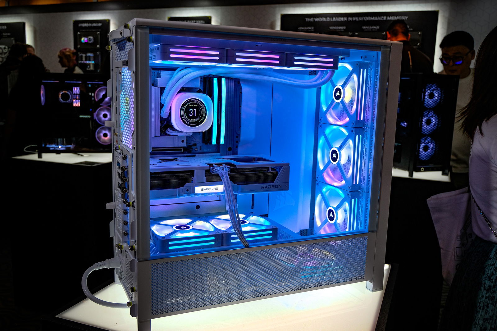 Les boîtiers de Corsair ont réellement atteint un nouveau niveau dans cette génération