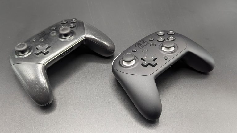 Switch 2 contre Switch (OLED) : Est-ce que la mise à niveau en vaut la peine ? 9 Switch Pro Controller 2