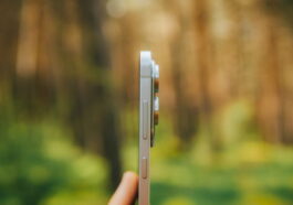 Ainsi se fabrique un mobile ultrafin : vous pouvez désormais voir le démontage en vidéo du nouveau Samsung Galaxy S25 Edge