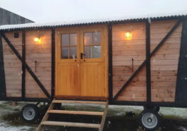 La maison préfabriquée la plus charmante est ce petit wagon de train 73 La maison prefabricada más encantadora es este pequeño vagón de tren