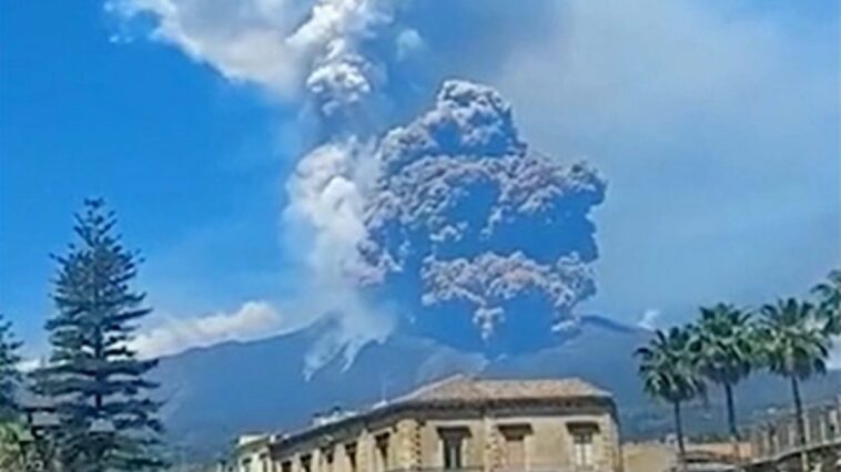 Qu'est-ce que le flux pyroclastique provenant de l'éruption de l'Etna et pourquoi est-il si dangereux 1 L'éruption de l'Etna du 2 juin