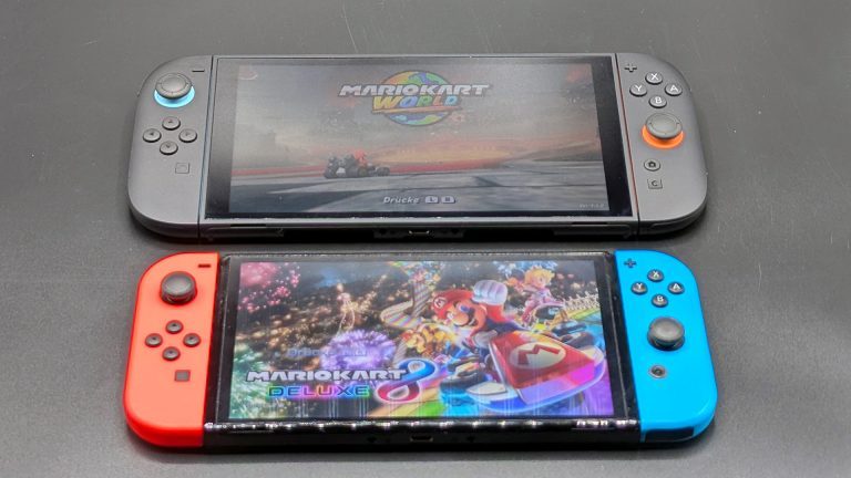 Switch 2 contre Switch (OLED) : Est-ce que la mise à niveau en vaut la peine ? 2 Comparaison des tailles Switch 1 et Switch 2