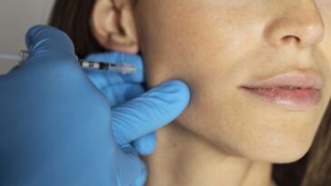 Symptômes de botulisme après des injections de Botox : des dizaines de signalements, le Royaume-Unis ouvre une enquête 30 Immagine