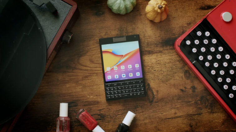 Unihertz et le Titan 2 : un retour au clavier physique signé BlackBerry 1 Unihertz Et Le Titan 2 : Un Retour Au Clavier