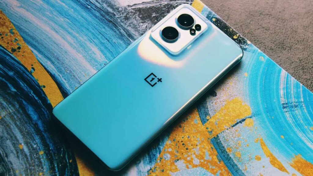 OnePlus EUA investigada smartphones