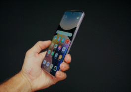 Pourquoi apparaît-il 'activation du positionnement par SMs' sur l'écran de mon mobile Xiaomi