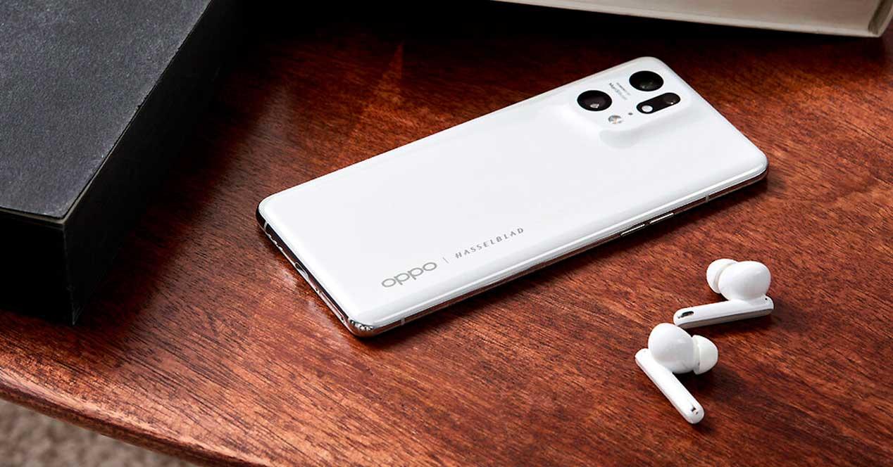 Si vous avez l'un de ces smartphones, vous allez devoir attendre pour essayer Android 16 4 OPPO Find X5 Pro