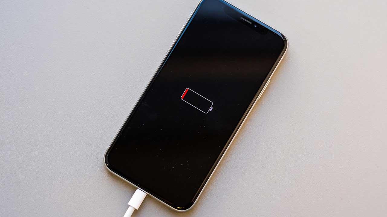 Votre iPhone s'éteint ou redémarre tout seul ? Voici comment le réparer 3 iphone batterie faible