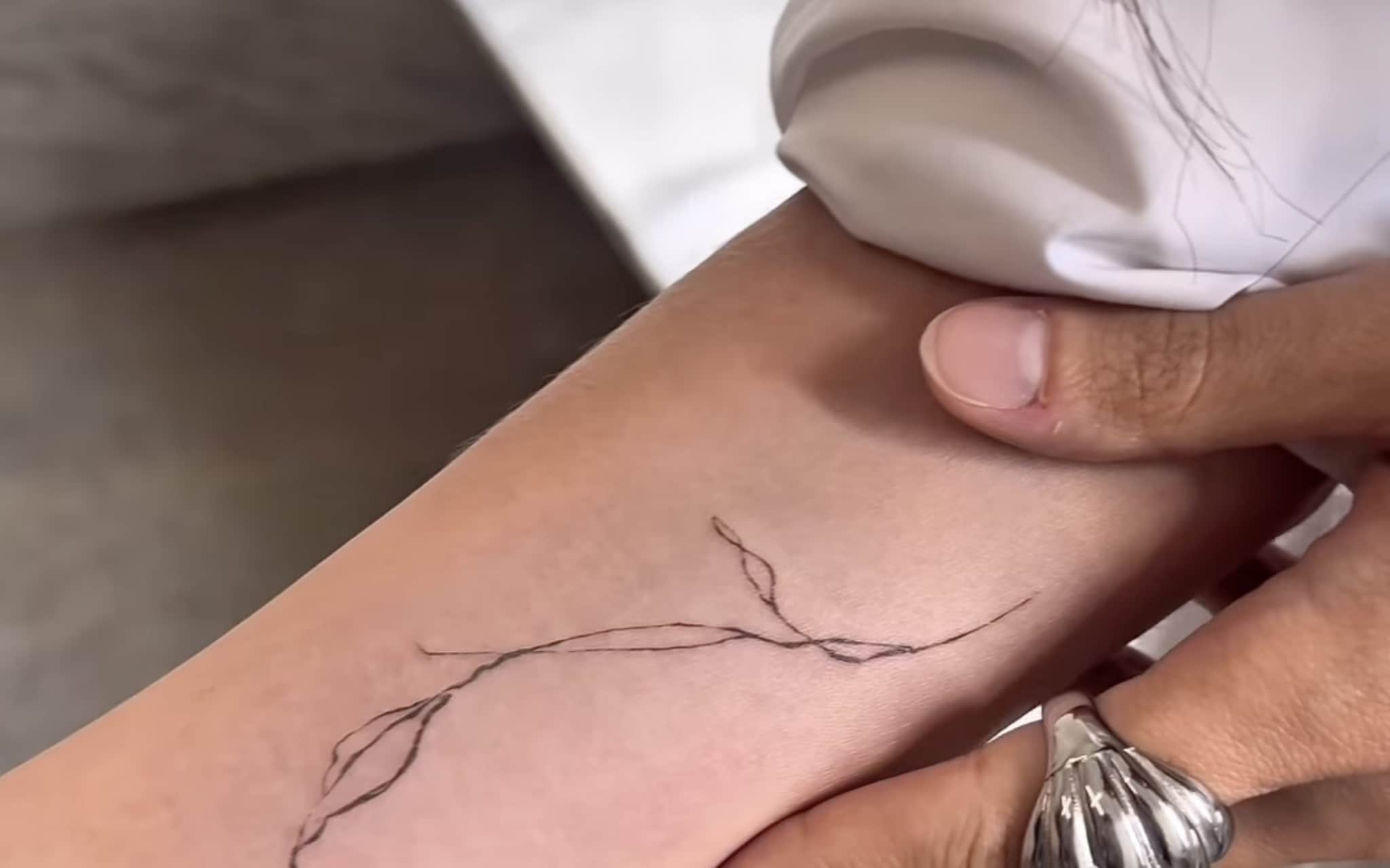 INSTAGRAM | Le tatouage réalisé par Aero