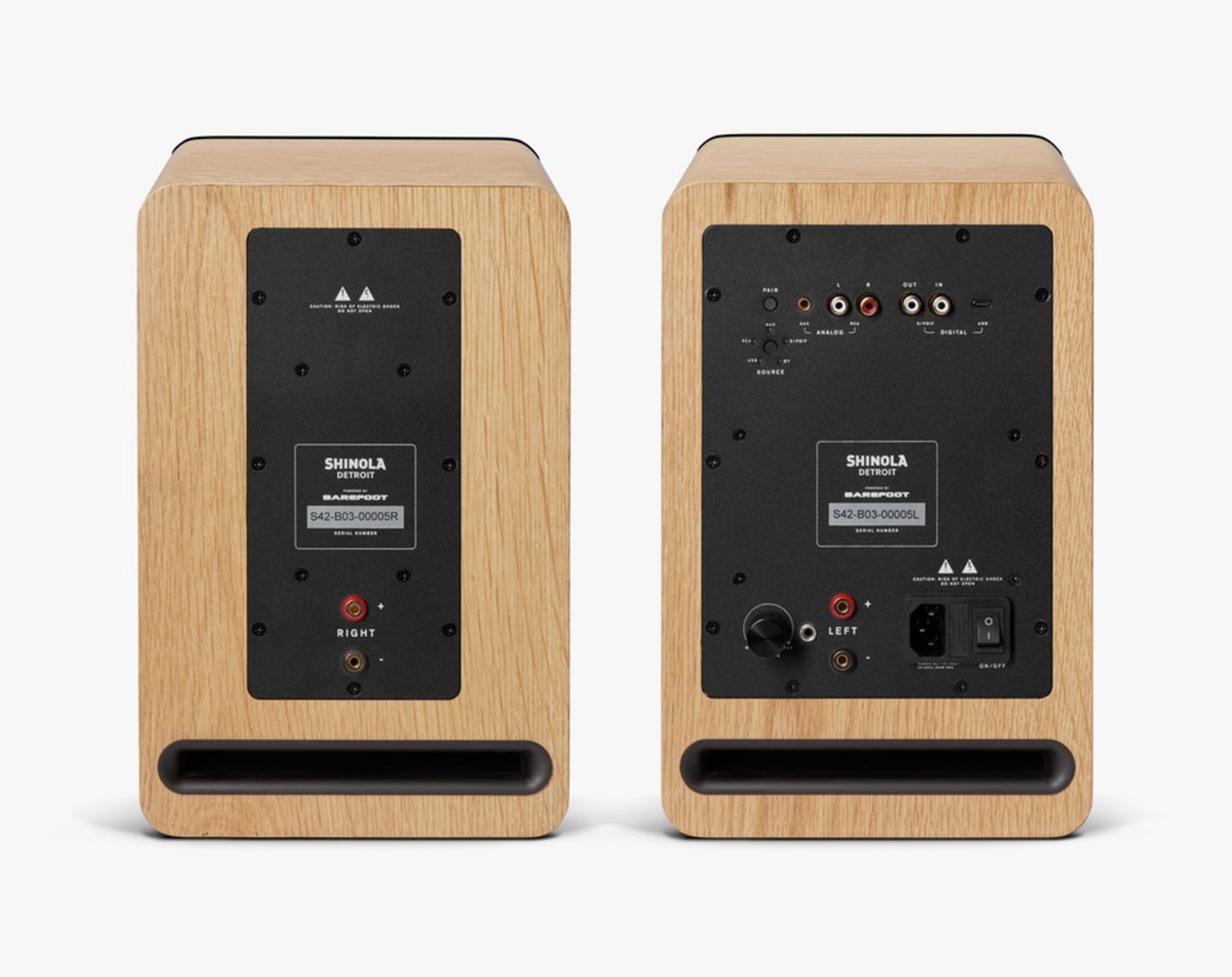 Oui, tu peux connecter ton tourne-disque en Bluetooth sans craindre le jugement (bon, moi un peu) 5 Oui, vous pouvez avoir votre platine connectée par Bluetooth et non, personne ne vous jugera (bon, moi un peu oui)