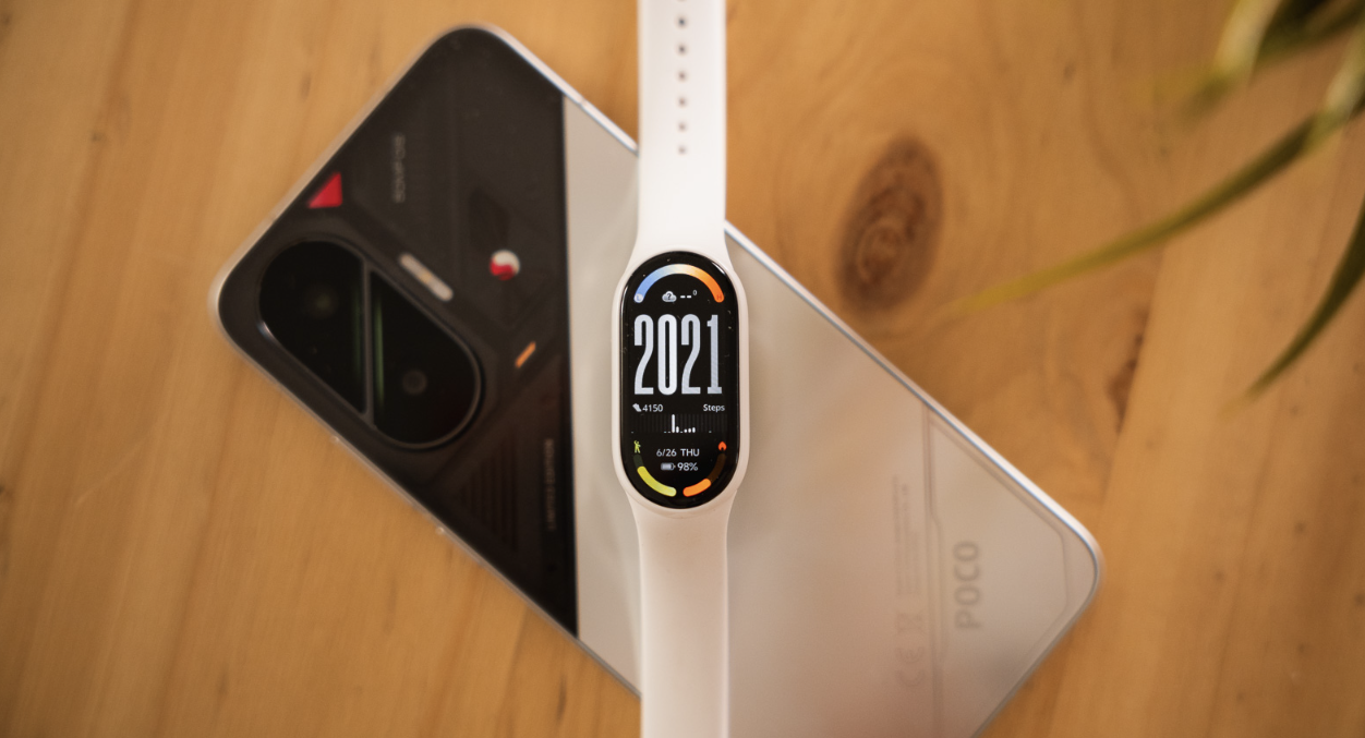 Xiaomi Smart Band 10 sur le POCO F7.