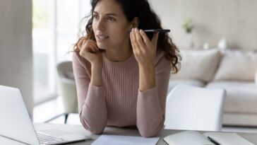 Il y a une raison pour laquelle vous ne devriez pas écouter les messages vocaux en accéléré : l'explication de l'expert 19 Image