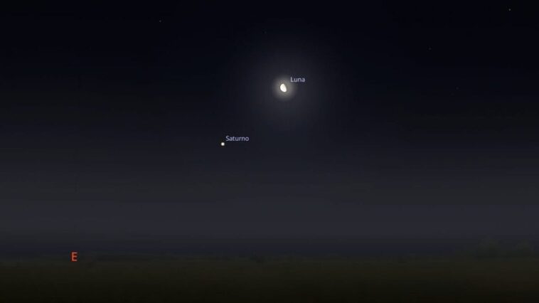 La Lune embrasse Saturne entre le 15 et le 16 juillet : heure et astuces pour les observer 1 Le baiser entre la Lune et Saturne dans la nuit du 15 au 16 juillet 2025. Crédit : Stellarium