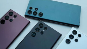 Le Galaxy S26 Ultra promet une charge rapide améliorée avec une batterie similaire à son prédécesseur 13 Le Galaxy S26 Ultra devrait bénéficier d'une meilleure vitesse de charge rapide, bien que sa batterie restera très similaire à celle de son prédécesseur.