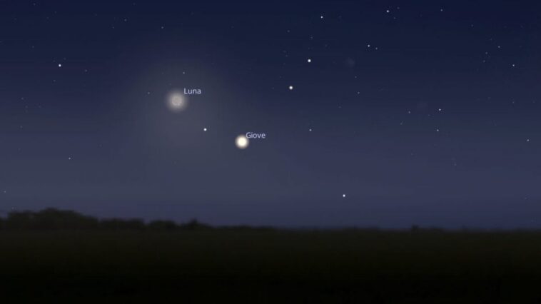 Le baiser de la Lune à Jupiter entre le 22 et le 23 juillet : découvrez à quelle heure l'admirer dans le ciel 1 L’incontro entre la Luna e Giove all’alba del 23 luglio. Crédit : Stellarium