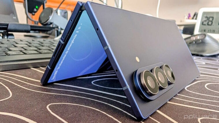 Quel est le pliable le plus fin ? Honor a une réponse pour le Magic V5 face au Galaxy Z Fold7 1 Quel est le pliable le plus fin ? Honor a une réponse pour le Magic V5 face au Galaxy Z Fold7