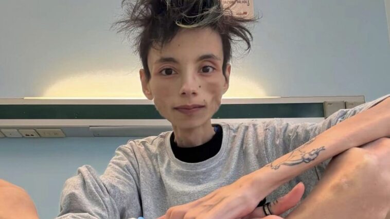 Quel est le rôle des réseaux sociaux dans la tragédie de Thiago Elar, ce jeune homme qui partageait son parcours sur l'anorexie ? 1 Quel est le rôle des réseaux sociaux dans la tragédie de Thiago Elar, ce jeune homme qui partageait son parcours sur l'anorexie ?