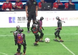 Regardez Ces Robots Humanoides Ia Jouer Au Foot Comme Mbappe.jpg