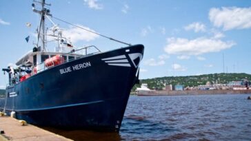 Une mystérieuse boue noire découverte sur un navire de recherche : « C'est une nouvelle forme de vie » 28 La navire de recherche où a été trouvée la "shipgoo001". Crédit: Université du Minnesota Duluth