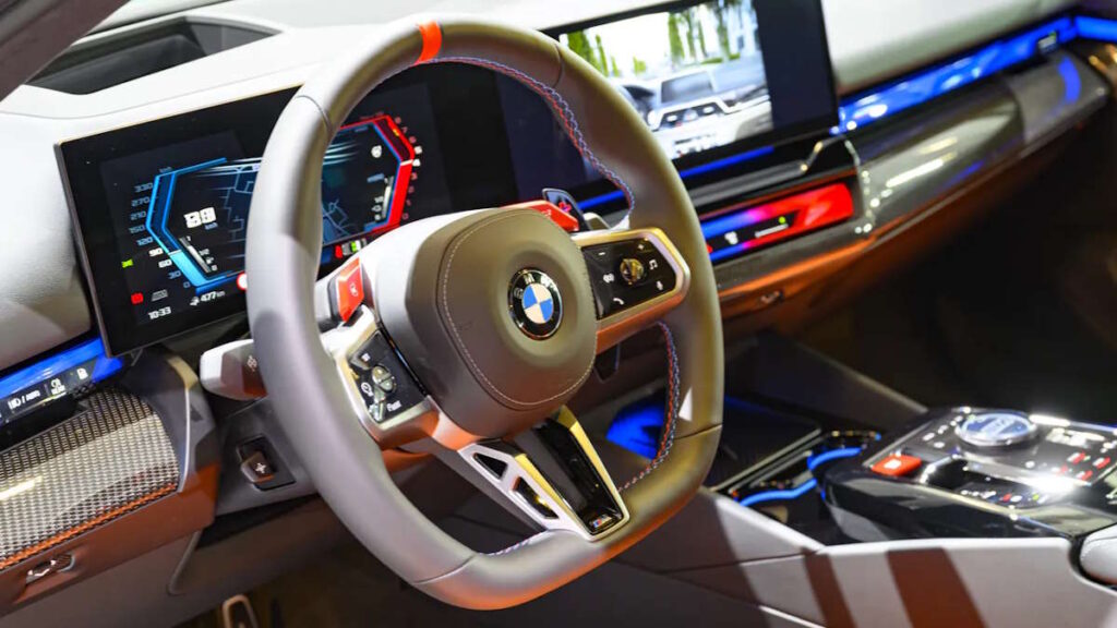 Une nouvelle marque abandonne le CarPlay Ultra : bienvenue à BMW 2 CarPlay Ultra BMW fabricant Apple marque