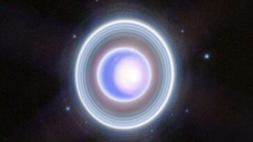 Uranus, plus chaud que prévu : une nouvelle étude éclaire le mystère du géant glacé 11 Urano vu par le télescope spatial James Webb / Crédit : NASA