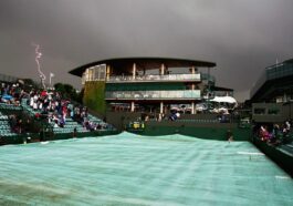 Un match du tournoi de Wimbledon (2007) suspendu à cause de la foudre