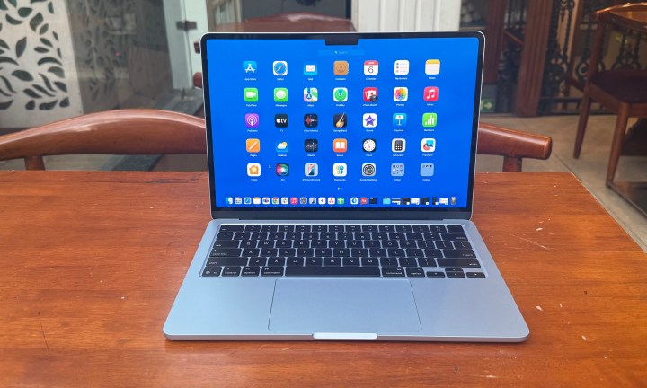 macOS 26 Tahoe : tout ce qu'il faut savoir pour en profiter pleinement 5 Applications de bureau sur M4 MacBook Air.