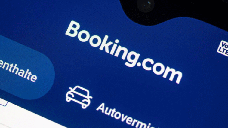 Ne réponds surtout pas à cet email de Booking, c'est une arnaque très dangereuse 1 Ne réponds surtout pas à cet email de Booking, c'est une arnaque très dangereuse