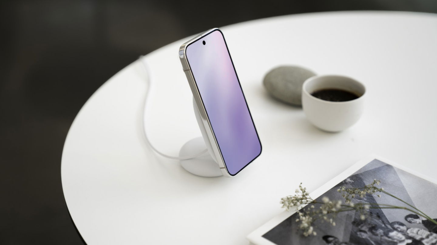 Oubliez les accessoires encombrants : découvrez Pixelsnap, la nouveauté magnétique des Pixel 10