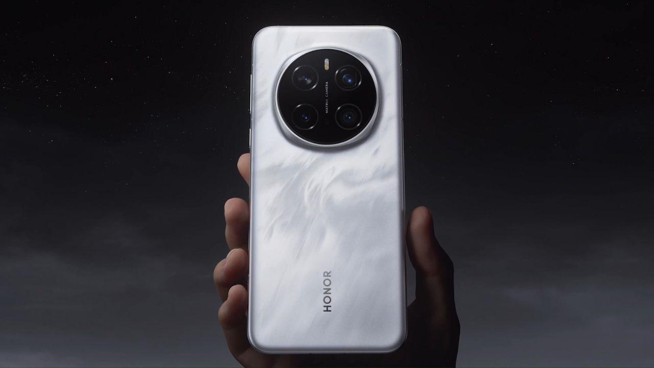 8 smartphones avec des mises à jour presque infinies présentés en 2025 3 Honor Magic 7 Pro en main