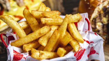 Ce qui arrive à ton corps si tu manges des frites trois fois par semaine : les révélations d'une étude 27 Image