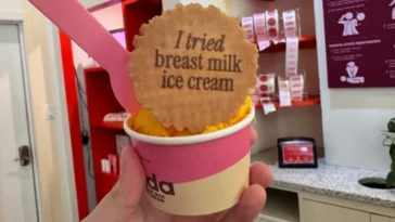 La glace au "lait maternel" fait sensation et s'épuise en quelques heures