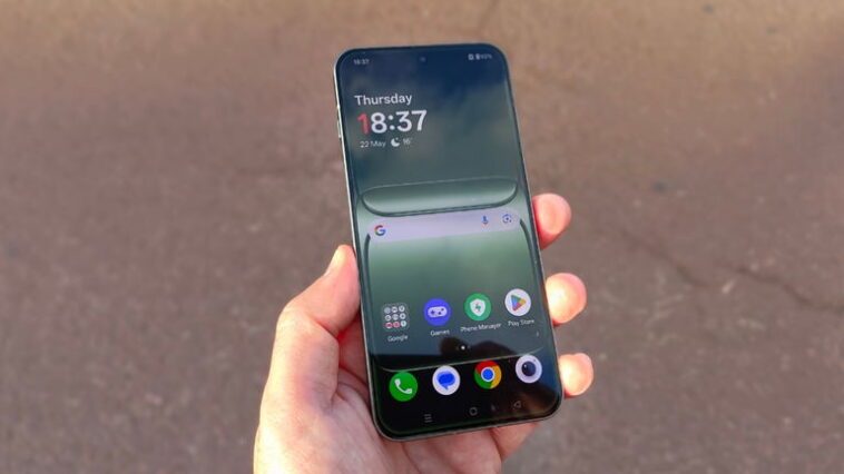 Le OnePlus 15 pourrait bien ressembler à un iPhone 1 Le futur OnePlus 15 pourrait ressembler beaucoup à un iPhone