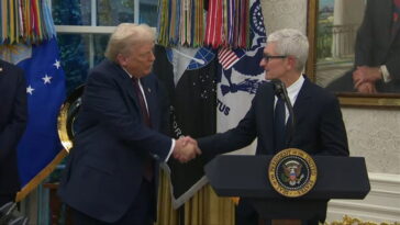 Le précieux cadeau d'Apple à Trump : une statue d'or en hommage à la paix 9 Le cadeau somptueux d'Apple à Trump : une statue en or en offre de paix