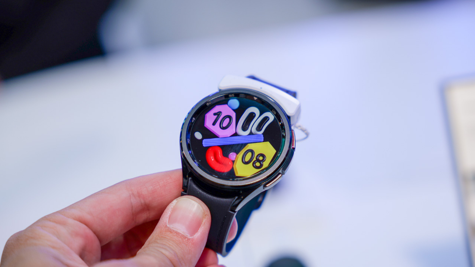 Les 4 montres les plus tendances avec WearOS : elles sont élégantes, résistantes et disposent de la meilleure technologie 2 Samsung Galaxy Watch6 Classic