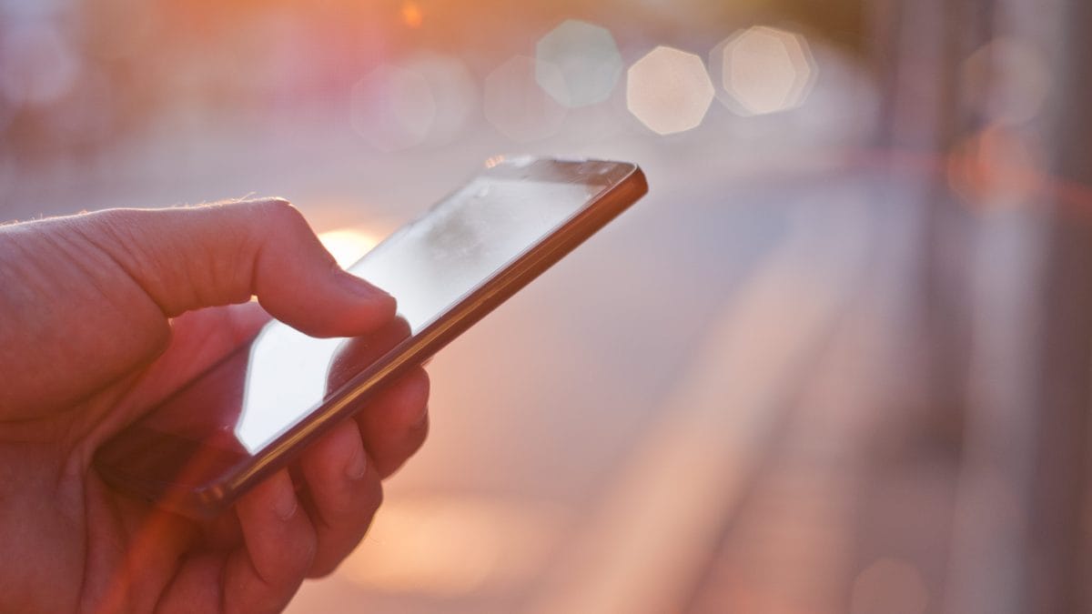 Nous avons testé Bitchat, le concurrent de WhatsApp : l'utiliser sans avoir le numéro du destinataire et sans connexion Internet 2 Immagine