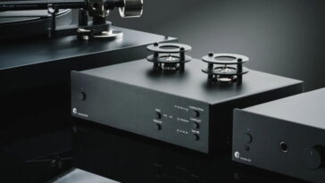 Pro-Ject mise sur les tubes et la connectivité avec ce nouveau préamplificateur